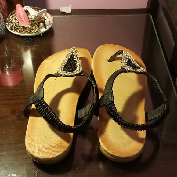 Sandels - Picture 2 of 2